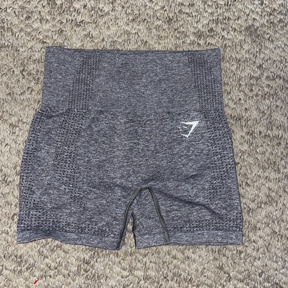 VITAL SEAMLESS 2.0 SHORTS in Gray🩶